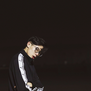 14美女裸体㊙️洗澡视频
